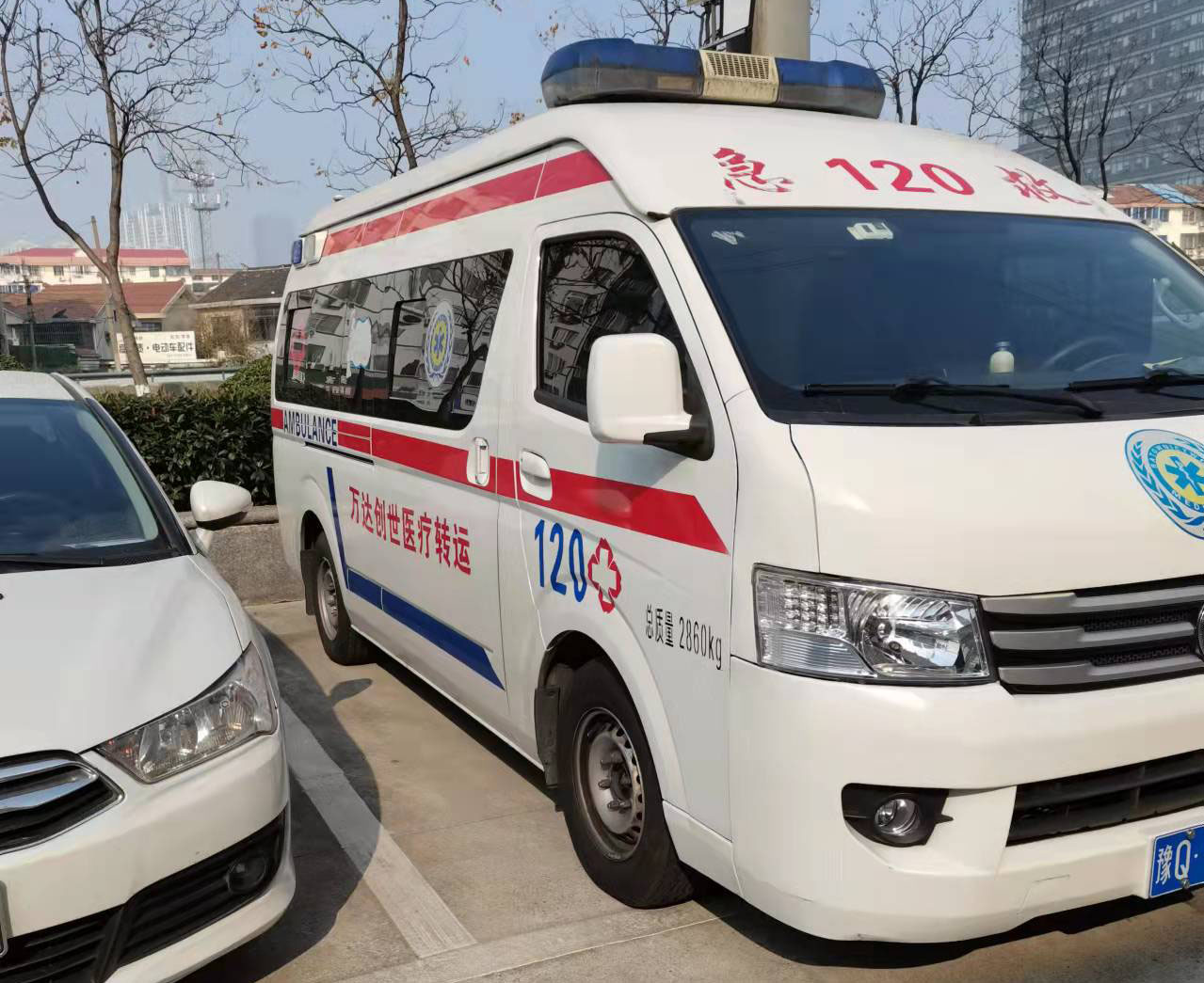 义乌市救护车转运